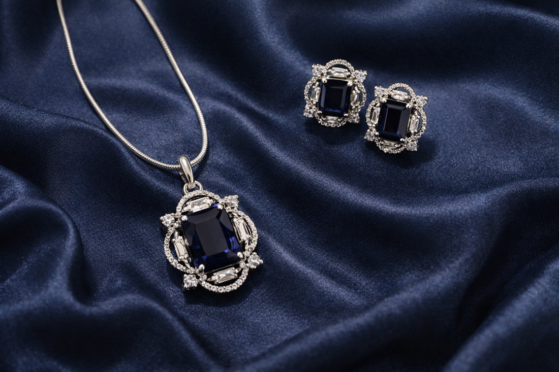 IKARAVE Royal Emerald Green Crystal Pendant Necklace with Stud Earrings Set (Copy)